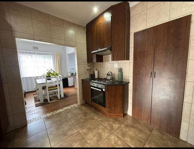 2 BEDROOM HOUSE FOR SALE IN WHITERIDGE